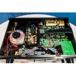 Taga Harmony HTA-800 (2020) Wzmacniacz hybrydowy stereo